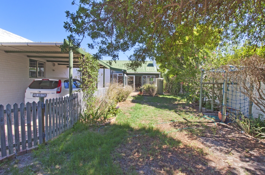 3 Bedroom Property for Sale in Milkwood Park Western Cape